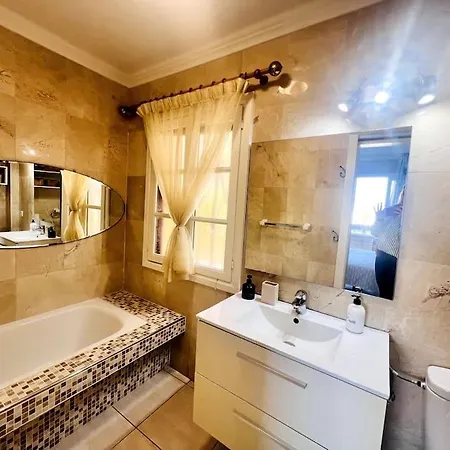 Ocean View With Pools * Адехе