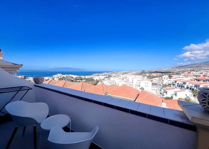 Ocean View With Pools 公寓